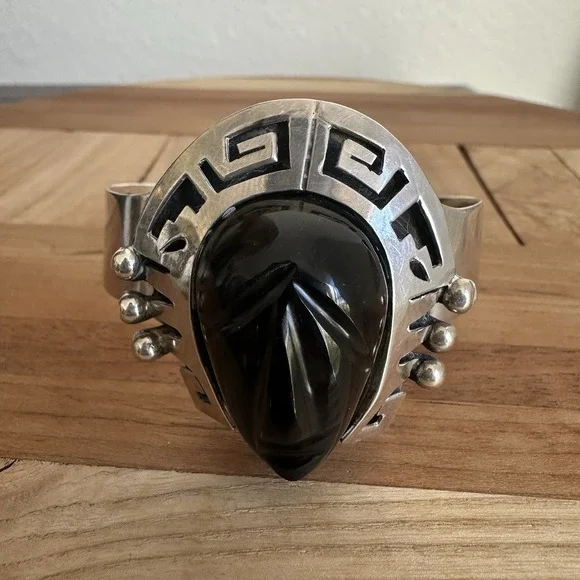 Taxco Cuff Bracelet Sz 6 Adjust Carved Black Onyx‎ Mask Aztec 925 Sterling 44.5g - Picture 2 of 13